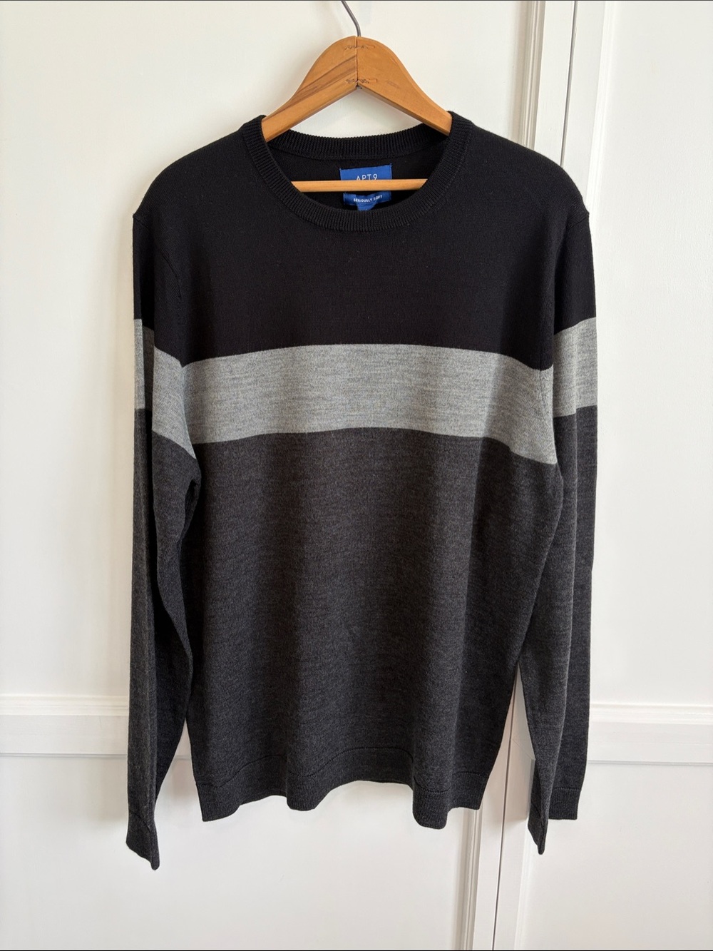 Apt. 9 Men's Merino Wool Blend Crewneck Colorblock Sweater Lg NWT